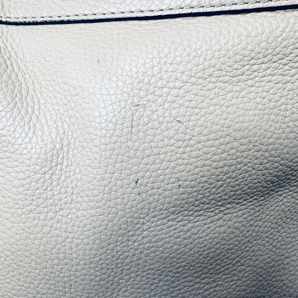 Michael Kors Beige Pebbled Leather Shoulder‎ Bag Gold Chain Strap Tote Jet Set